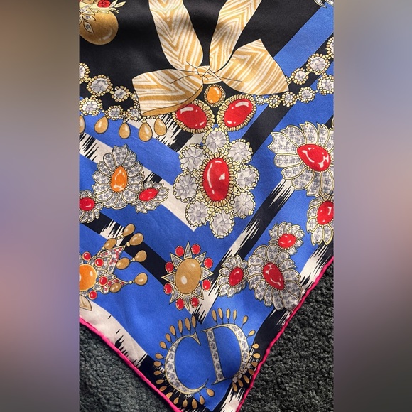 Christian Dior Jeweled Scarf. 100% Silk. Hand Rolled. Multicolor. Made in Italy. - Picture 8 of 13